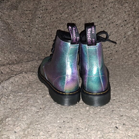 Dr. Martens/Doc Unisex-1460 Y-Iridescent Hologram Booties-Sz 36-NWOB - Picture 6 of 8